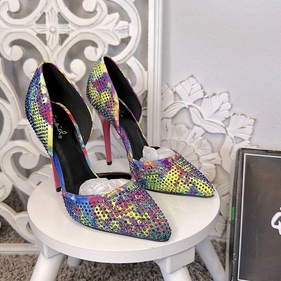 Qupid Women's close toe multicolored rhinestone Dress Pump/heel BRAND NEW! - Picture 3 of 14